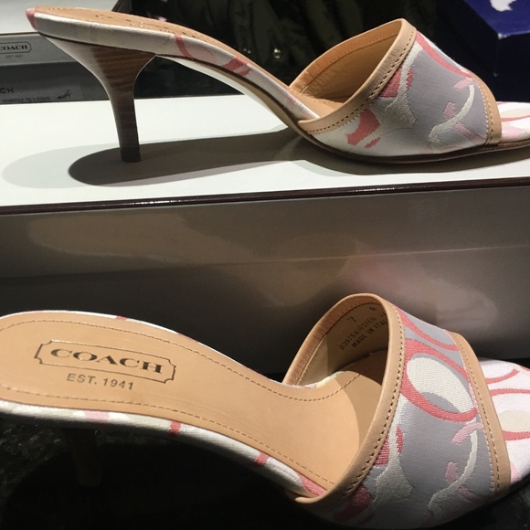 Coach Kristen Optic Pink Slides - Picture 2 of 4